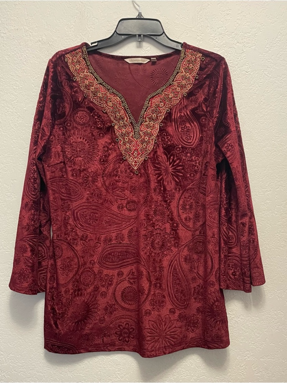Soft Surroundings Burgundy Velvet Embossed Paisley Beaded V-Neck Tunic Top L